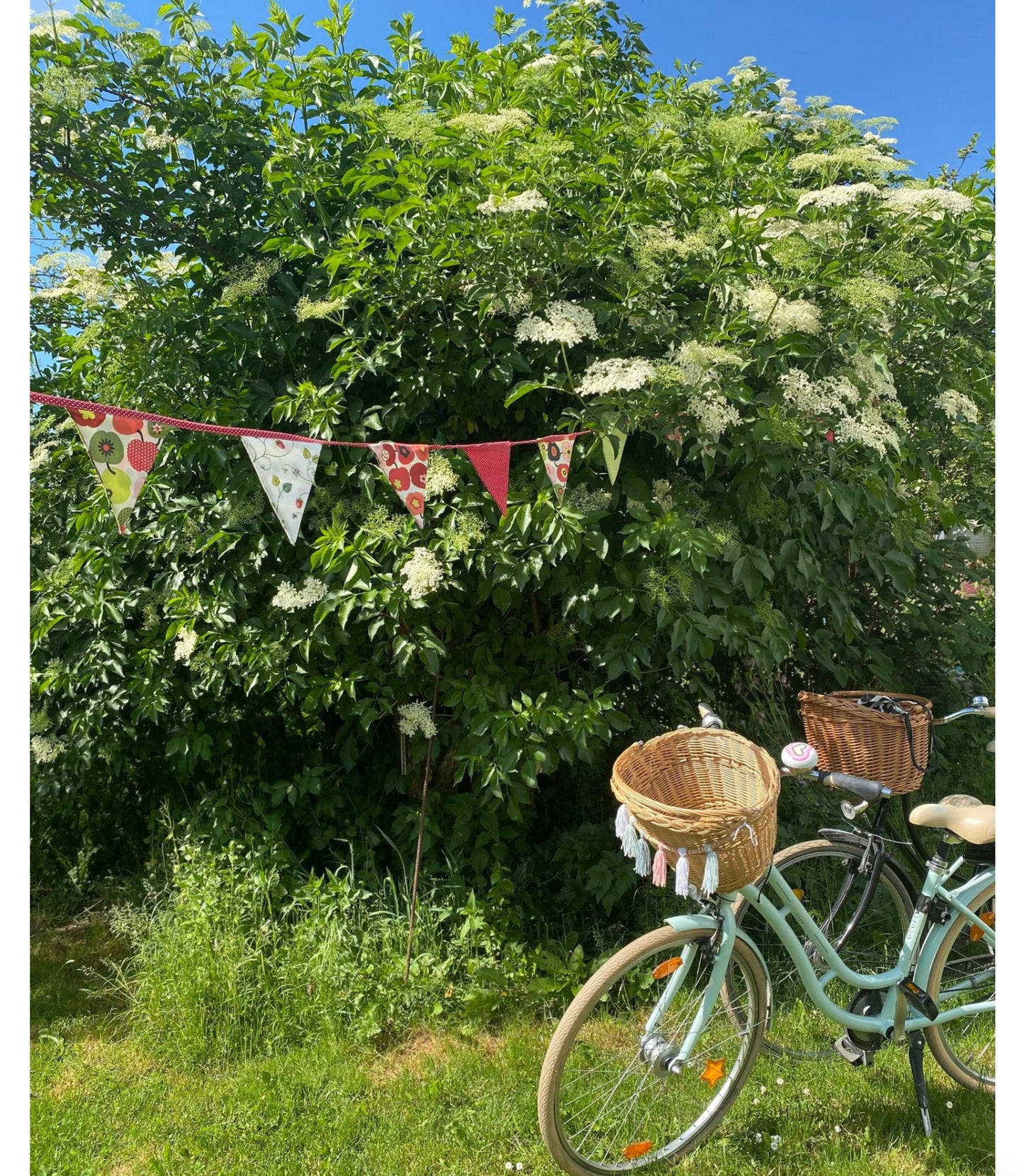 Fahrradkorb Wimpelkette Makramee Girlande Sommer Boho Fahrradkette Fahrradgirlande (Kopie) (Kopie) (Kopie) (Kopie)