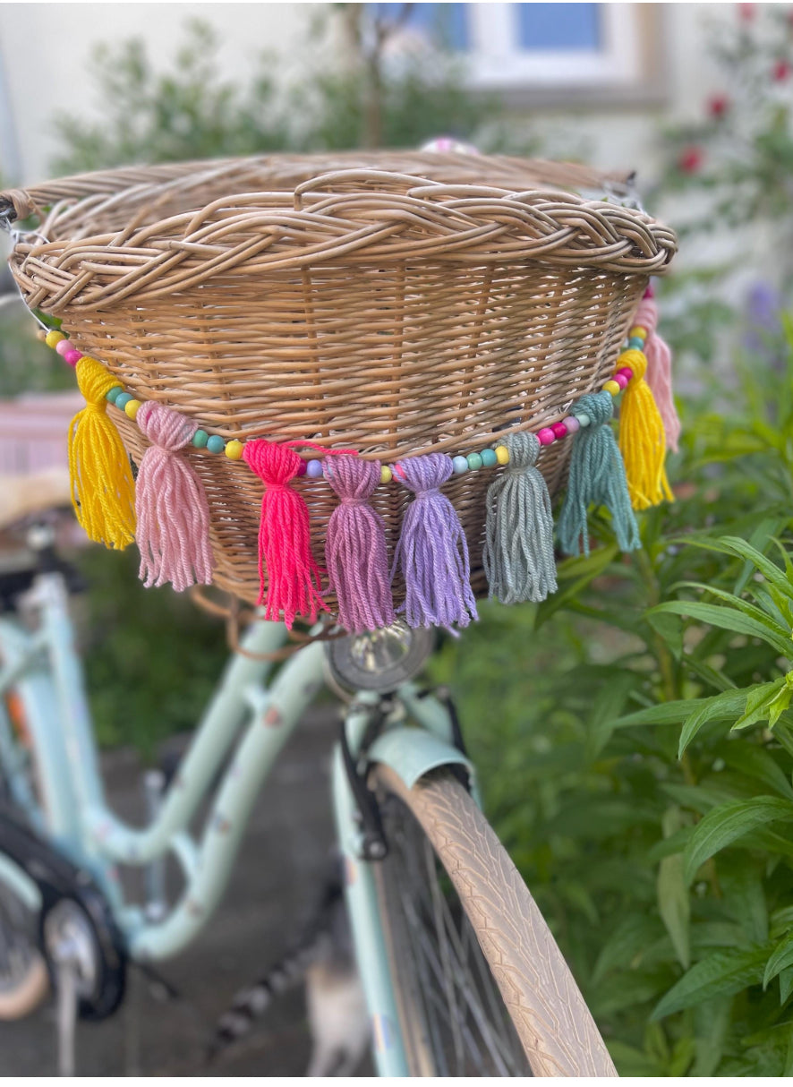 Fahrradkorb Kinder Wimpelkette Makramee Girlande Sommer Boho Fahrradkette Fahrradgirlande (Kopie) (Kopie) (Kopie)