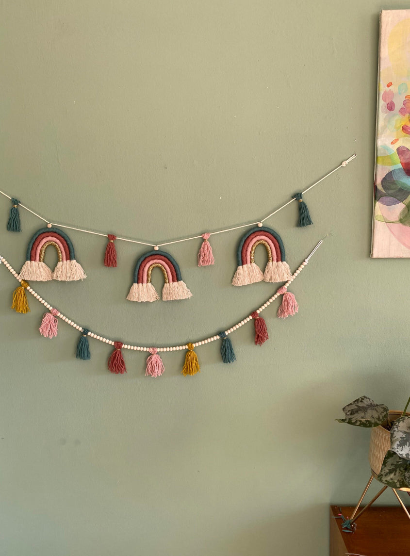 Makramee Regenbogen Wimpelkette Wandbehang Boho Regenbogen Kinderzimmer Deko Wickeltisch Deko Boho Girlande